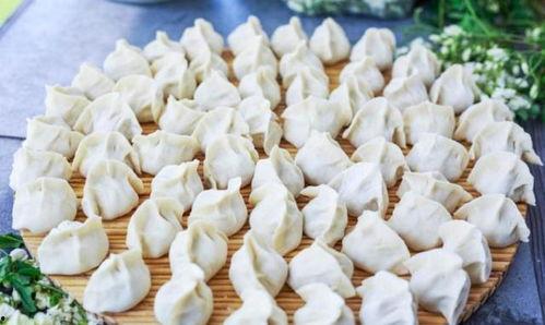 国产面粉包水饺视频,国产面粉饺子皮制作过程揭秘